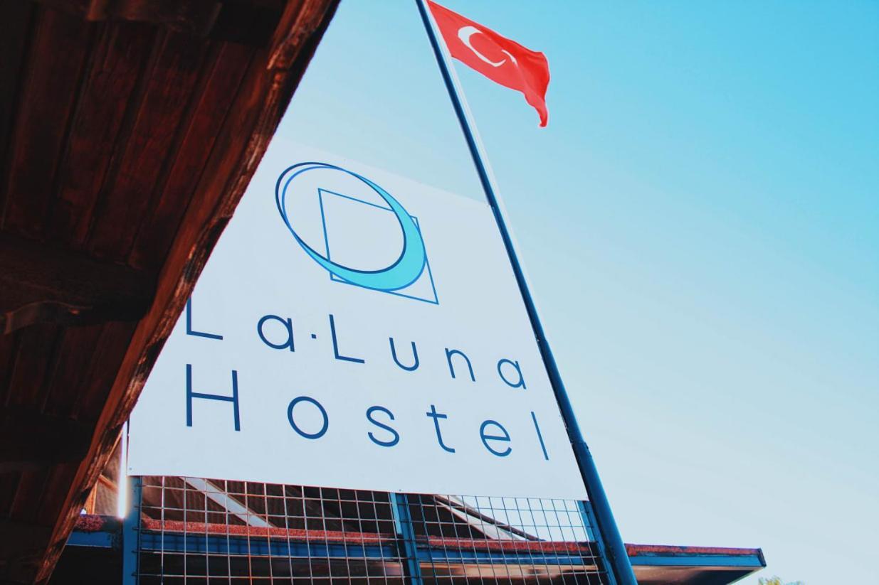 La Luna Hostel Bodrum Exteriör bild