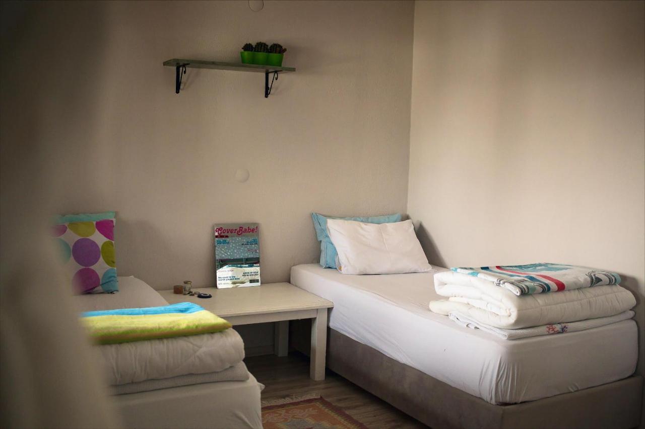 La Luna Hostel Bodrum Exteriör bild